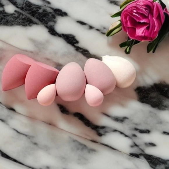 Makeup Tools: Sponge and Brush Set w/ Pink Checkered 3 pack pouches Bundle - Picture 5 of 10